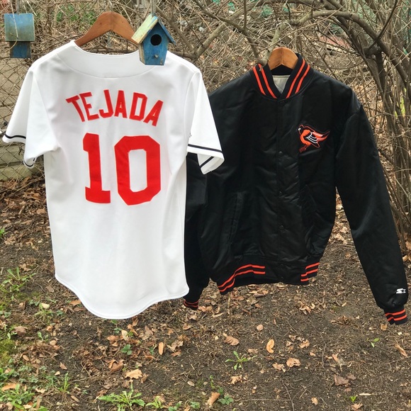 Baltimore Orioles Fan Bundle..Jersey/Jacket - Picture 1 of 8